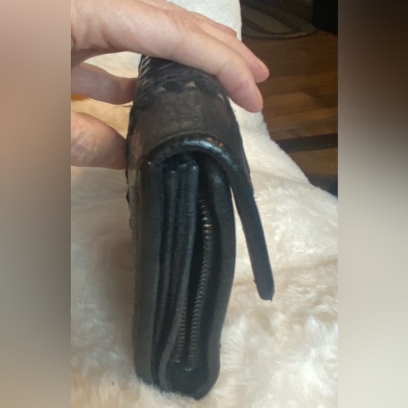 Bottega Veneta Intrecciato
Long Flap Wallet In black
Leather - Picture 6 of 15